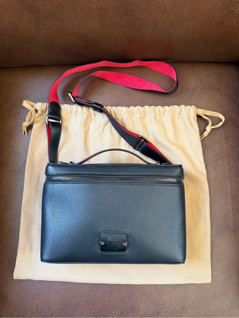 Christian Louboutin Kypipouch Leather Crossbody Bag - Picture 15 of 16